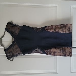 BCBG MAXAZRIA lace bandage dress size 0 in navy color